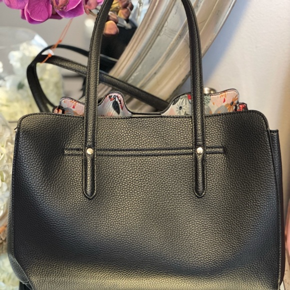 Nanette Lepore purses - Picture 3 of 11